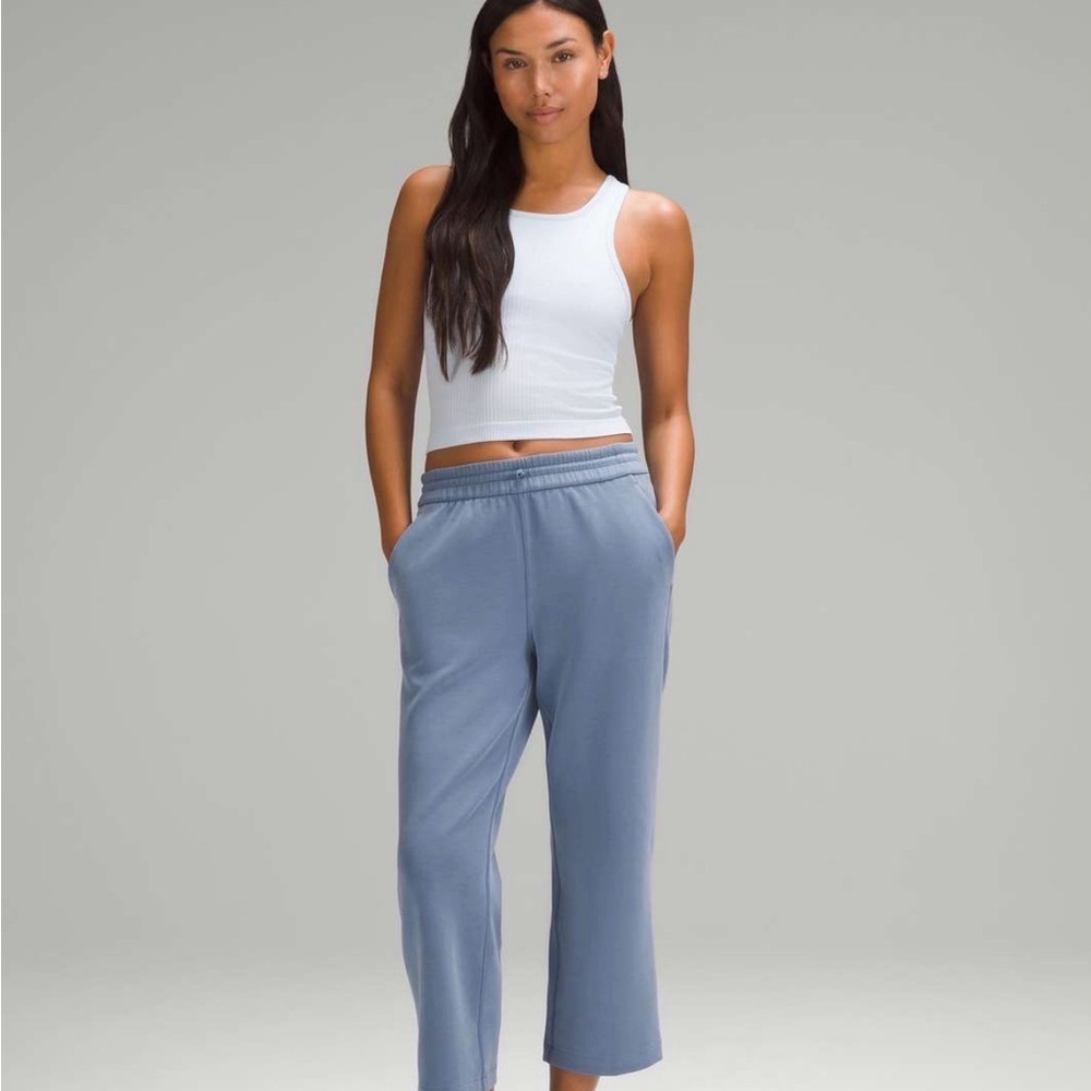 Lululemon Women’s High Waist Cropped Softreme Pants - Picture 10 of 10